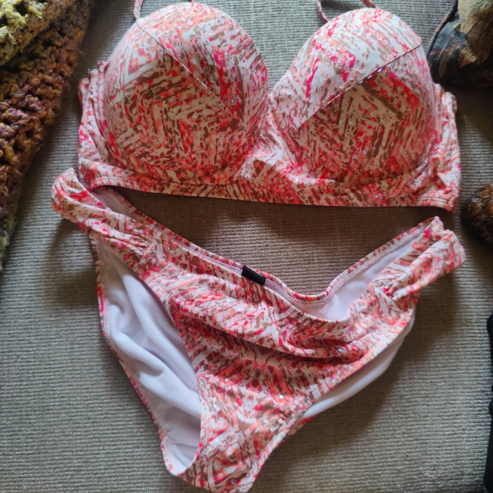 Bathing suit